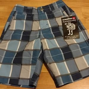 Quicksilver boys shorts